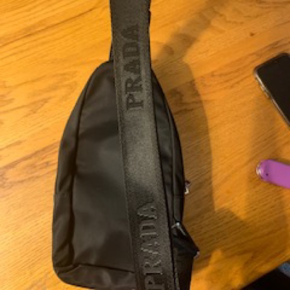Prada cross body bag - Picture 4 of 8